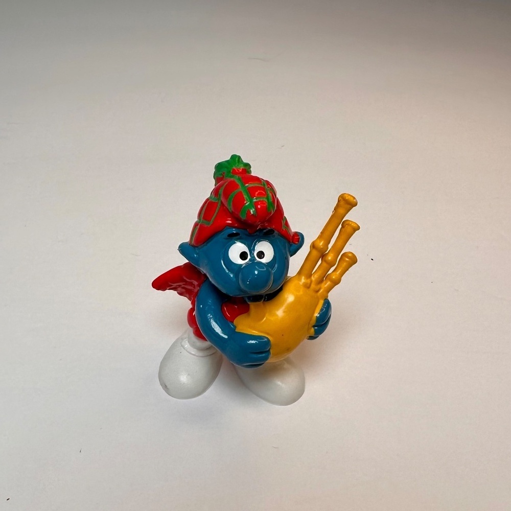 Vintage Smurf Bagpipe Smurf  W. Germany Bully Peyo PVC Figure